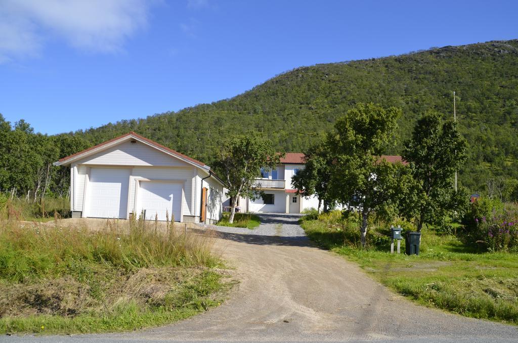 Fjord House Villa Fornes ภายนอก รูปภาพ