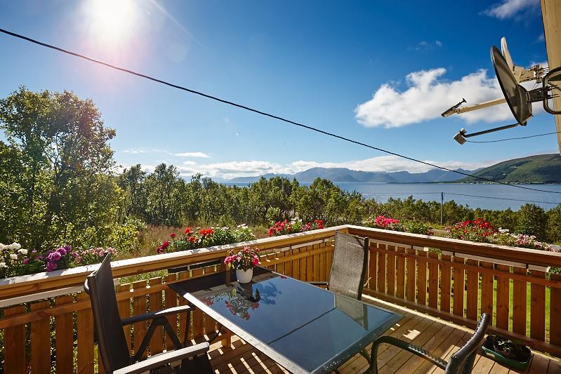 Fjord House Villa Fornes ภายนอก รูปภาพ